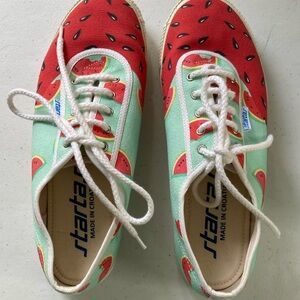 Startas canvas watermelon motif sneakers - size 40/8.5